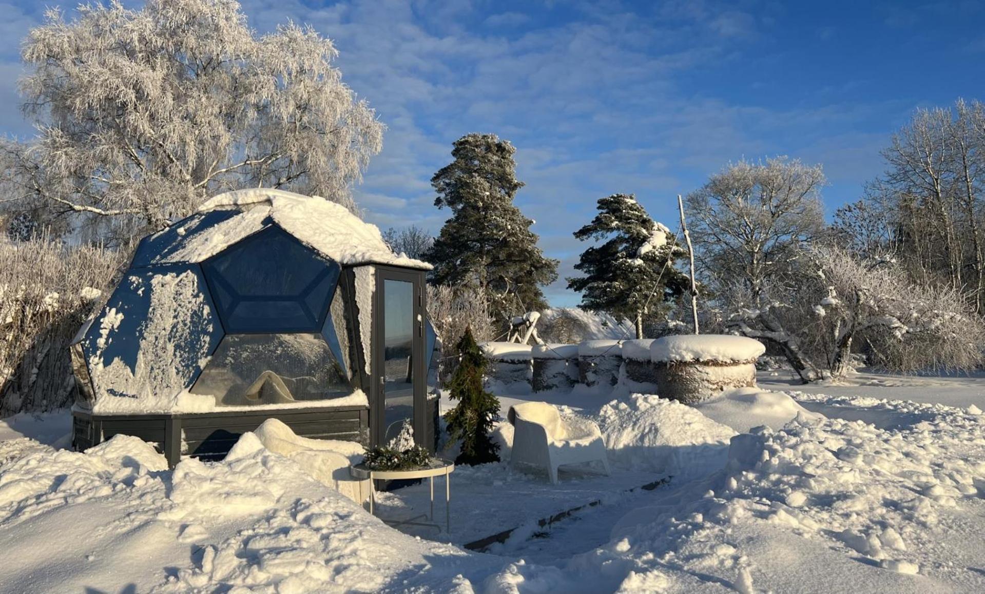 Peetri Talu Klaaskuplid Haapsalu Laehedal Hotel Soolu Exterior photo